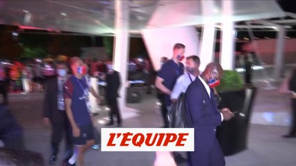 Les supporters fêtent leurs héros - Foot - C1 - PSG