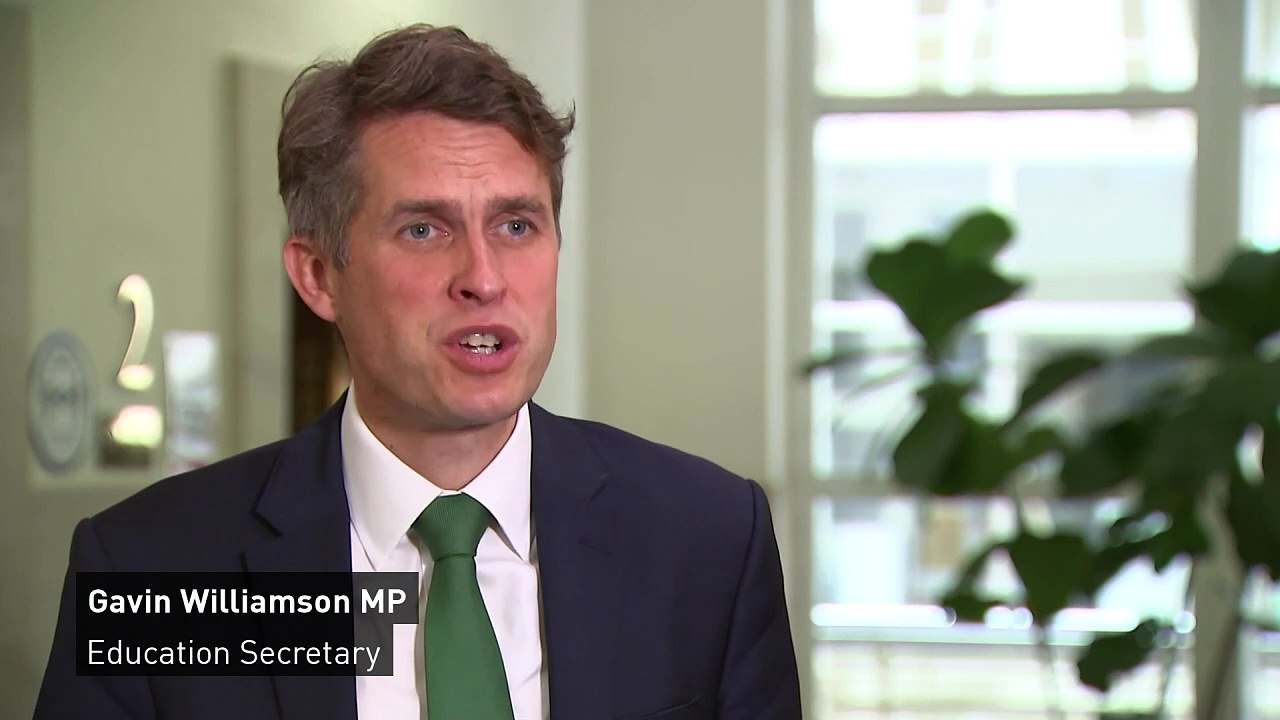 Williamson defends ‘triple lock’ on A-level results day