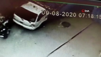 Üsküdar’da güpegündüz motosiklet hırsızlığı kamerada