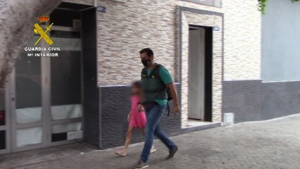 La Guardia Civil atrapa en Melilla al musulmán que secuestró a su hija en Suecia para llevársela a Siria