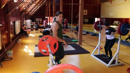 Milli güreşçi Yasemin Adar, olimpiyatlara adını altın harflerle yazdırmak istiyor - BOLU