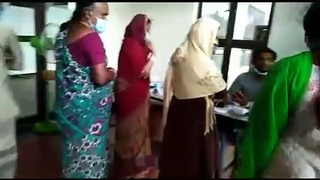 கொரோனாவை கெத்தாக டீல் செய்யும் கோவை மக்கள்.. தனிமை வார்டில் செம குத்து டான்ஸ் - வீடியோ