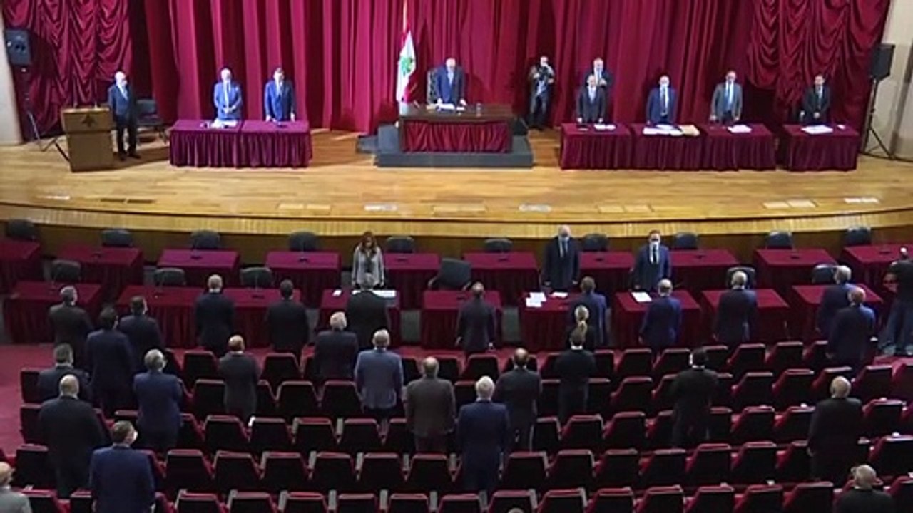 مجلس النواب يصادق على حالة الطوارئ في بيروت المنكوية جراء الانفجار