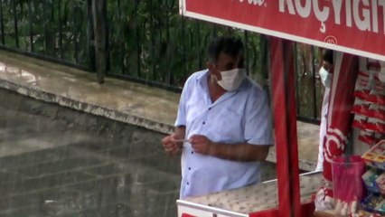 Etkili olan sağanak sürücülere zor anlar yaşattı - KARS