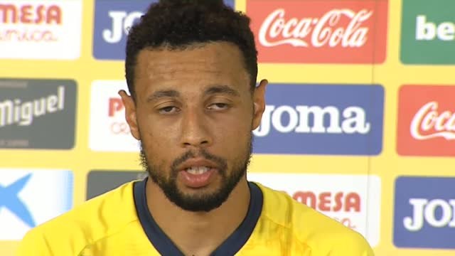 Coquelin, sobre su salida del Valencia: Ha pasado lo que ha pasado pero estoy aquí para hablar del Villarreal