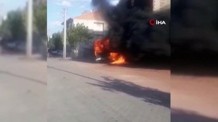 Tartıştığı kardeşinin minibüsüne benzin döküp yaktı