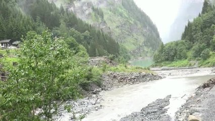 Tres españoles han muerto y uno ha desaparecido mientras hacían barranquismo en Suiza