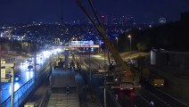 Edirnekapı Metrobüs İstasyonu'nda üst geçit çalışması - İSTANBUL