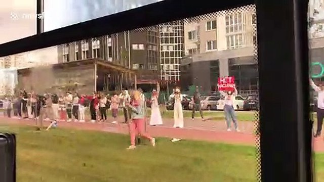 Thousands in Belarus form 'lines of solidarity' in protest