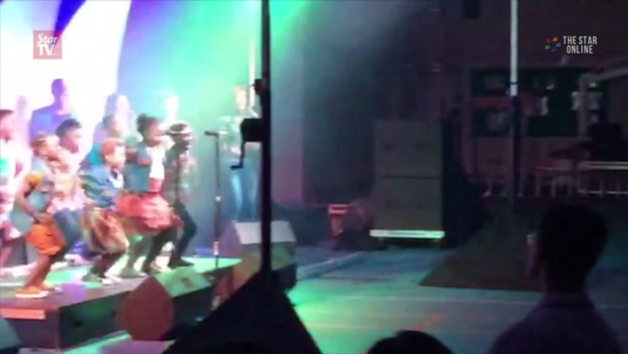 Watoto Children performs with love