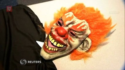 Creepy clown craze spreads in U.S