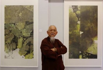 Painter loves infusing local culture into his artwork
