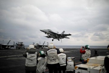 US Navy strike group will move toward Korean Peninsula, says source