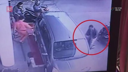 "Caught in the Act" - Viral videos of snatch thieves in action