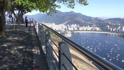 브라질, 감염 확산세 속 관광명소 속속 개장 / YTN