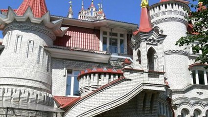 'Istana' Unik Di Rusia