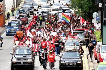 May Day rally pushes for workers' retrenchment fund