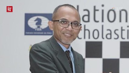 Chess tournament director says he was slandered over player's dressing furore