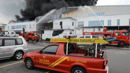 Plastic moulding factory on fire