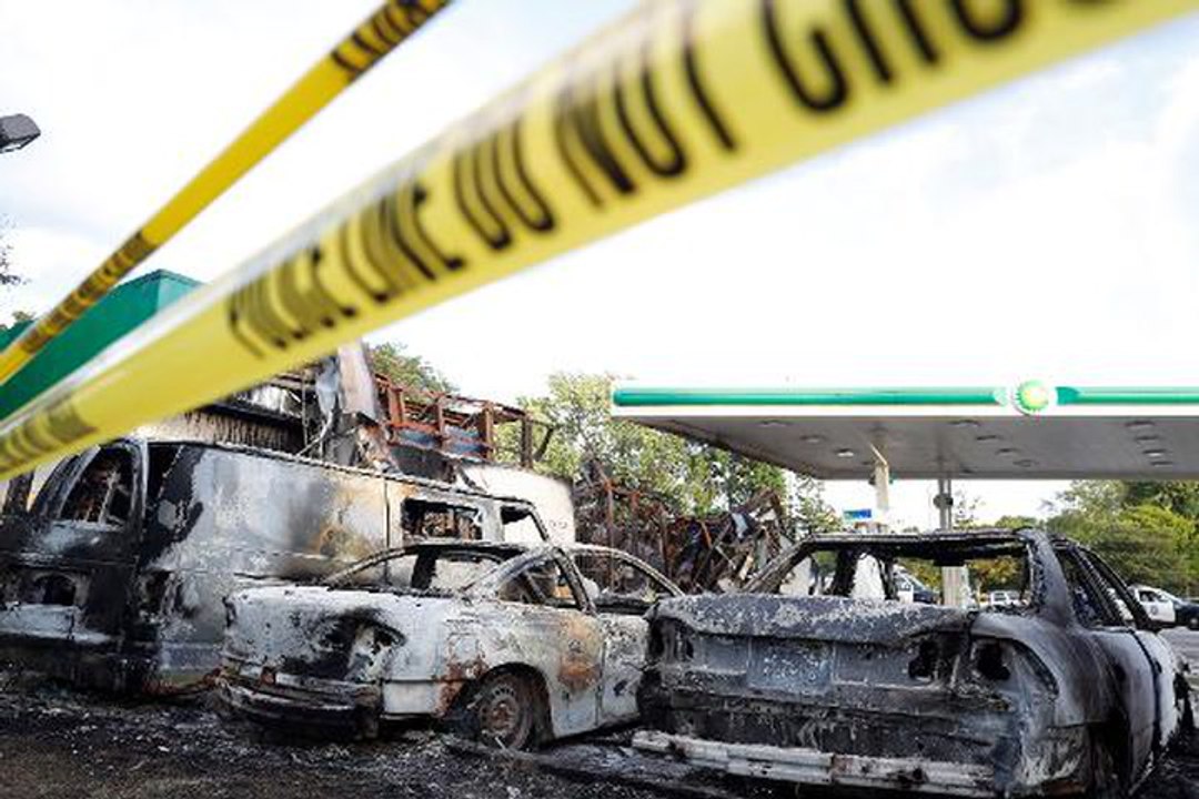 Violence in Milwaukee after police shooting