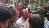Commotion breaks out between Muhyiddin supporters and JMM members at RoS office