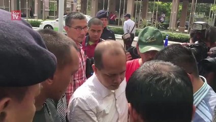 Commotion breaks out between Muhyiddin supporters and JMM members at RoS office