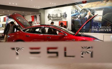 China sees first Tesla autopilot crash