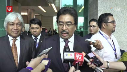 Be educated in financial literacy, says Johari