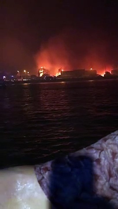 Évacuations par la mer lors de l'incendie de Martigues