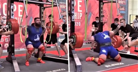 Alexander Sedykh, halterófilo ruso, se parte las dos rodillas intentado levantar 400 kilos