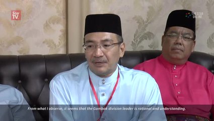 Hisham: Don't burn bridges with Umno rebels