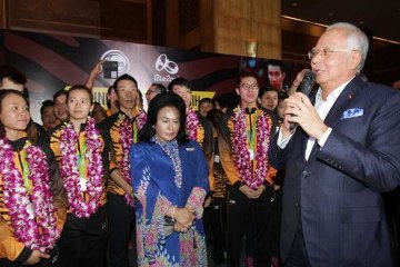 PM announces additional cash reward for Olympic medallists