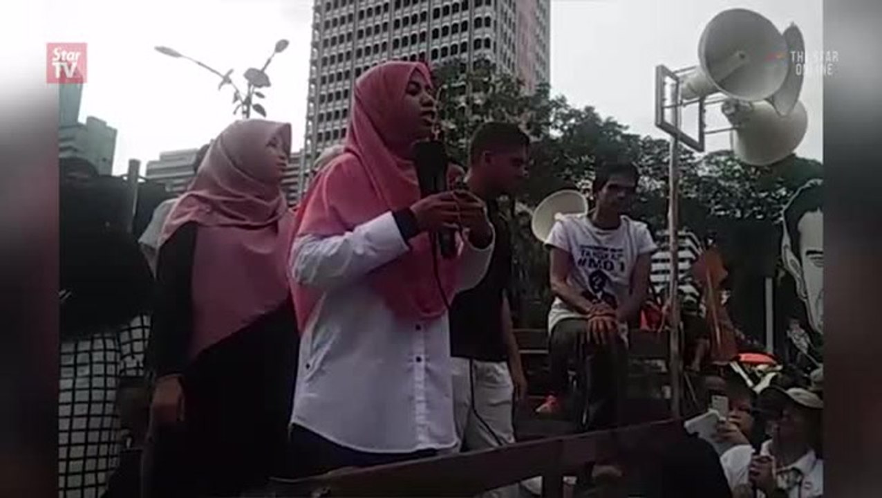 #TangkapMO1 rally: Activist calls on students, youths to voice out against ‘robbers’