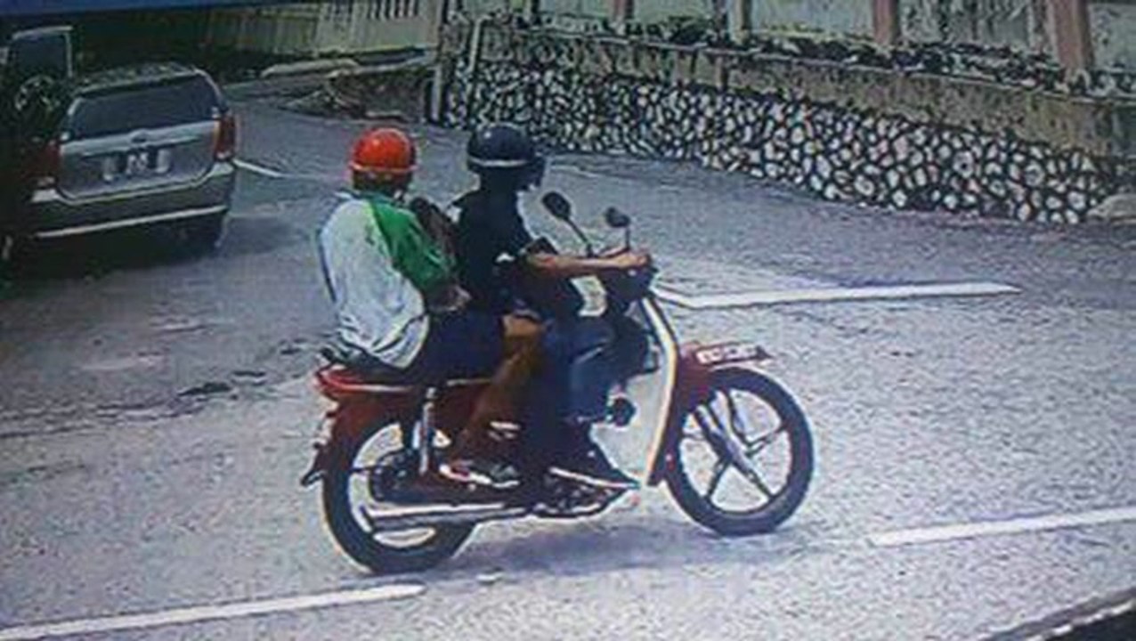 Police on hunt for snatch thieves in Cheras robbery