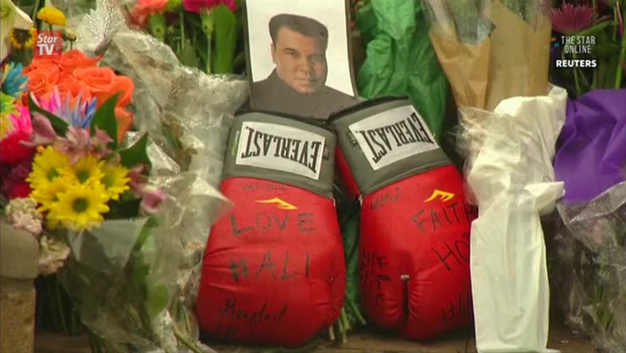 Americans pay tribute at Muhammad Ali Centre