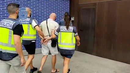 Detienen en Badalona a un fugitivo buscado por 13 delitos diferentes