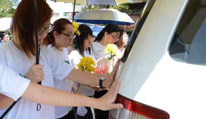 Heart-wrenching sendoff for family killed in fire