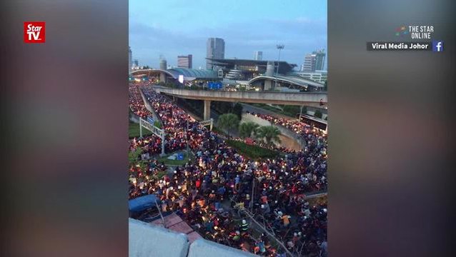 Singapore-bound motorcyclists stuck due to faulty MBIKE gantry