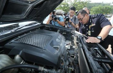 Tải video: Major car theft and cloning syndicate busted