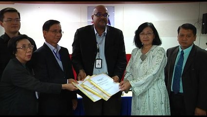 Bersih hands over memorandum to Suhakam over police harassment