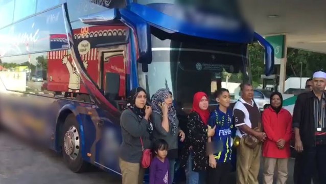 Bus driver goes AWOL leaving 35 passengers stranded
