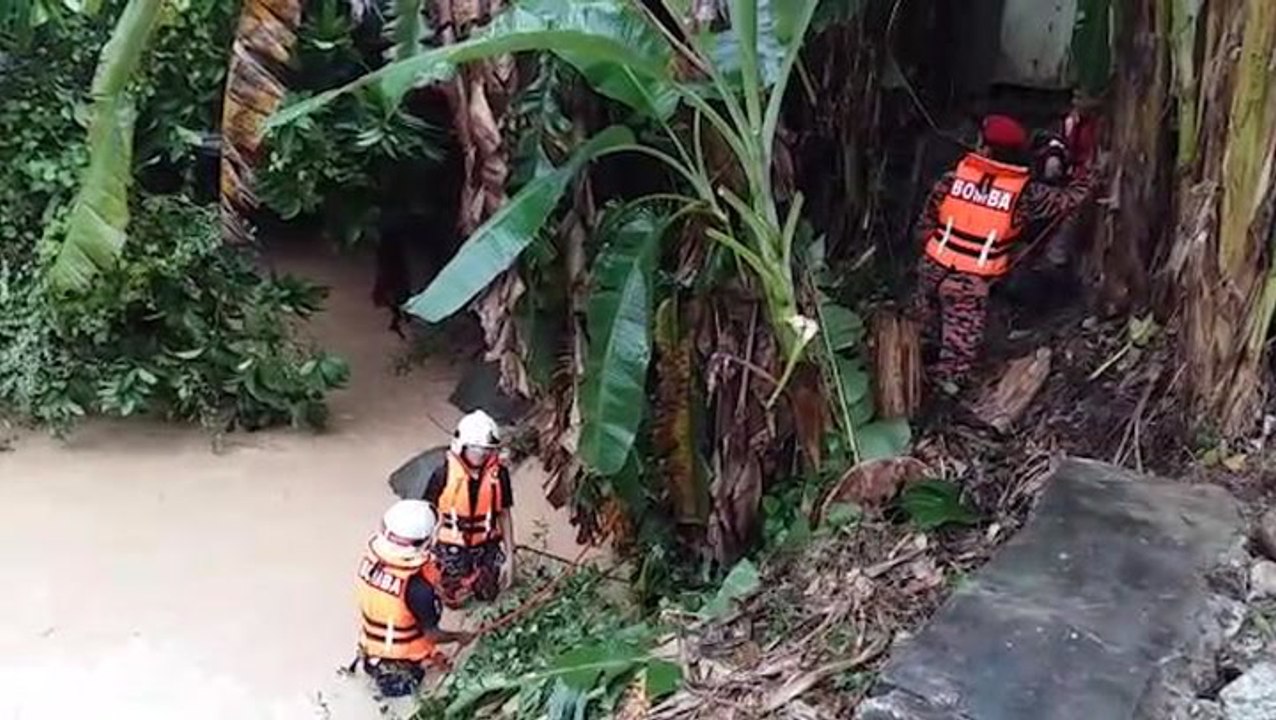 Penang floods: Factory worker feared drowned