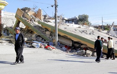 Rescue teams search for survivors in Iraq after powerful earthquake