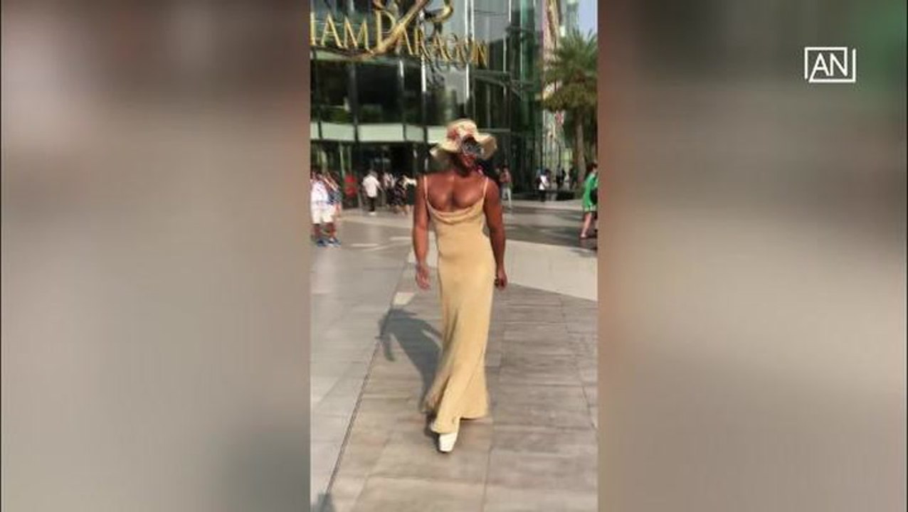 [NTV 140318] Popular Filipino social media star attracts onlookers in Thailand