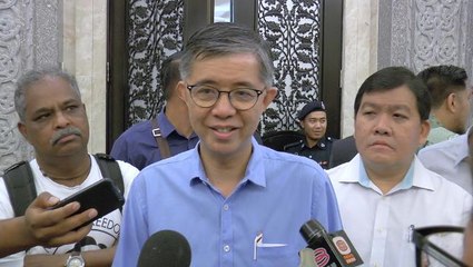 Tian Chua withdraws appeal, goes to jail
