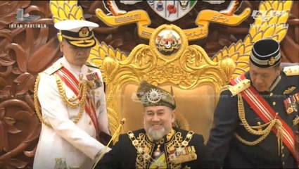 'Yang berhormat, sila duduk, jangan lari’, quips King