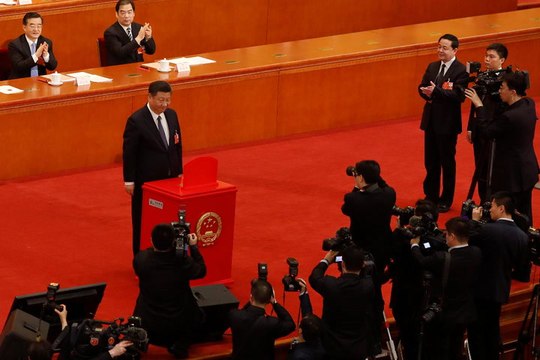 China allows Xi to remain president indefinitely