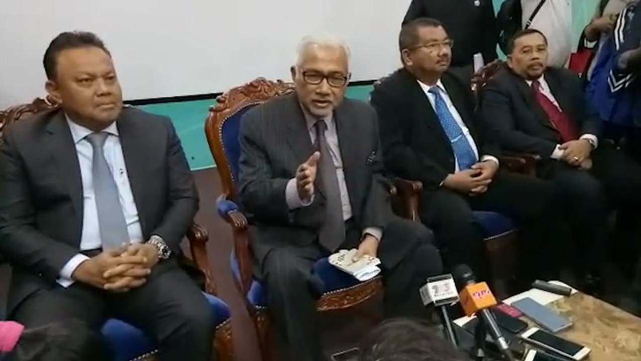 Election Commission once again defends redelineation exercise