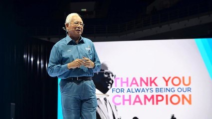 PM vows to improve education system to meet digital revolution challenges