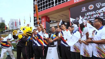 Raja Nong Chik launches Lembah Pantai-Seputeh Torch Run